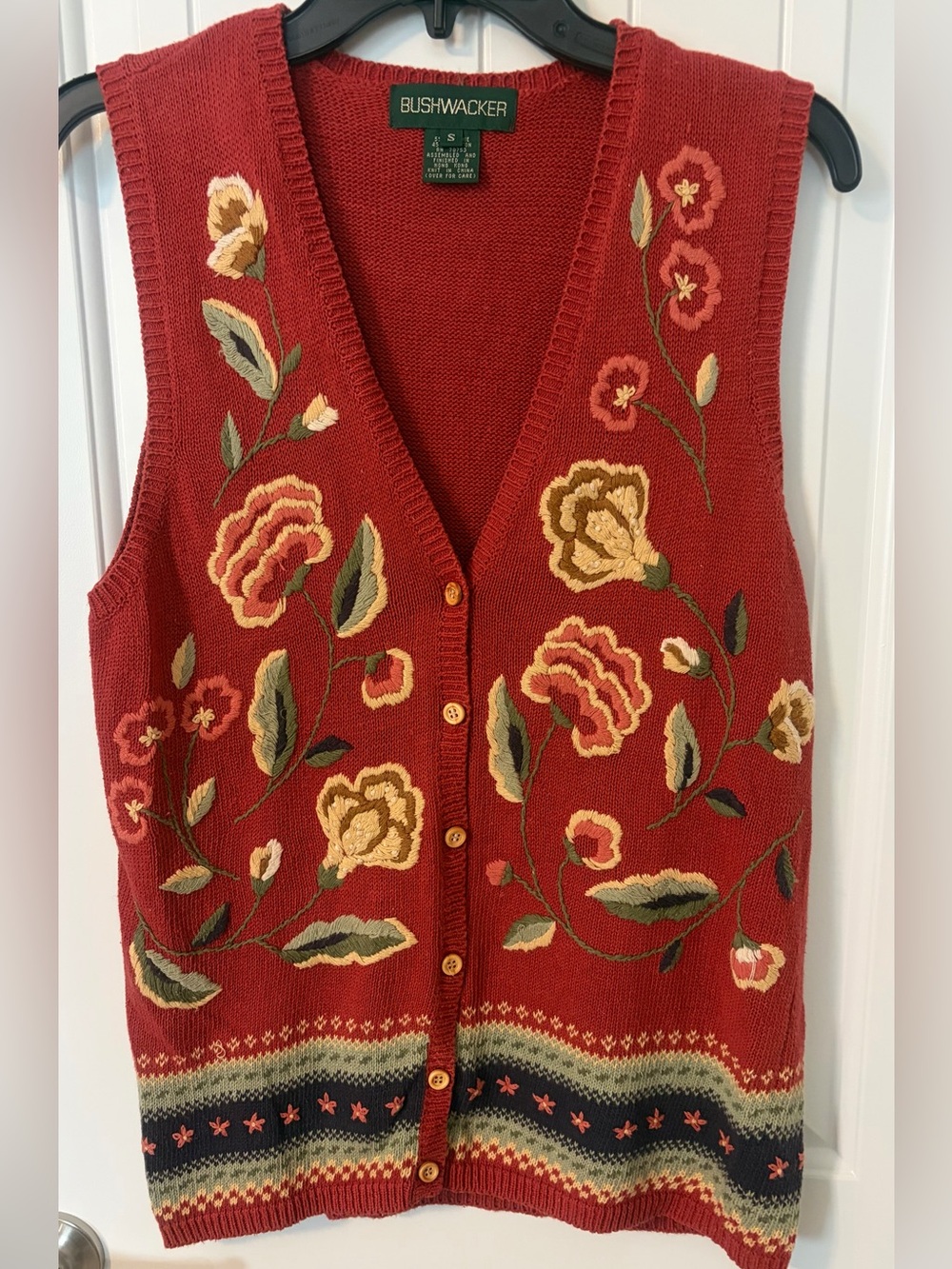 Bushwacker Women's Red Floral Embroidered Knit Vest